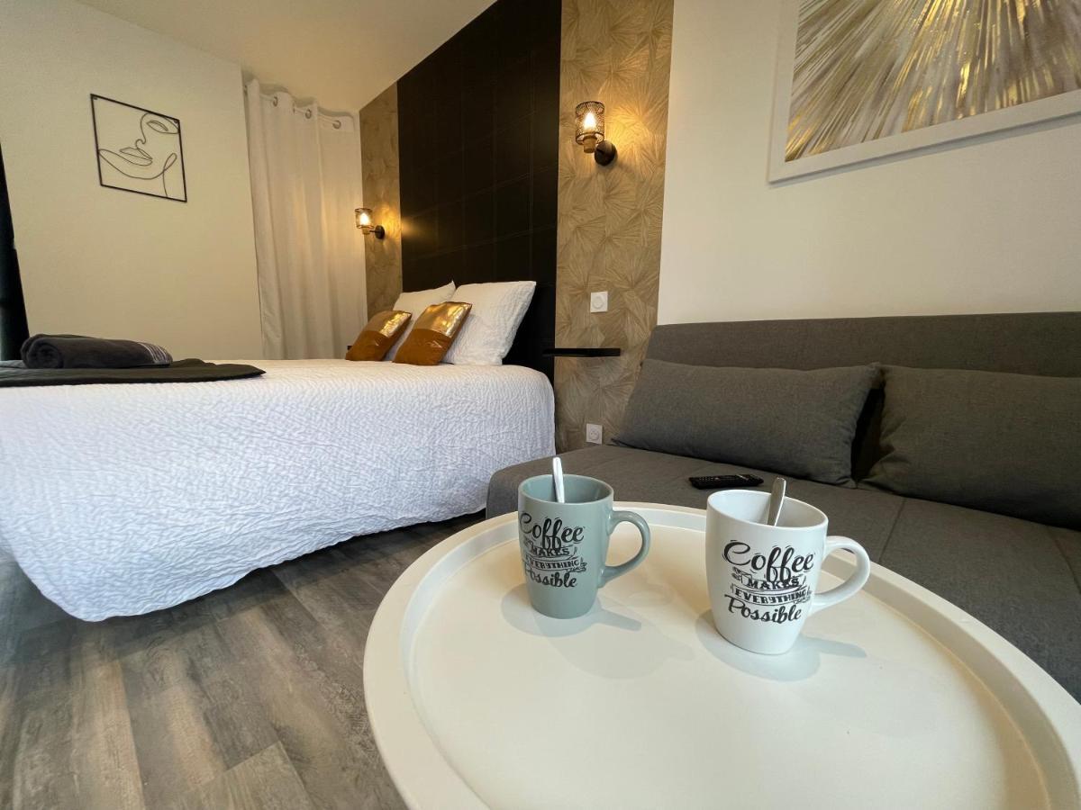 Jardin Prive 2 Bed & Breakfast La Ravoire Exterior photo