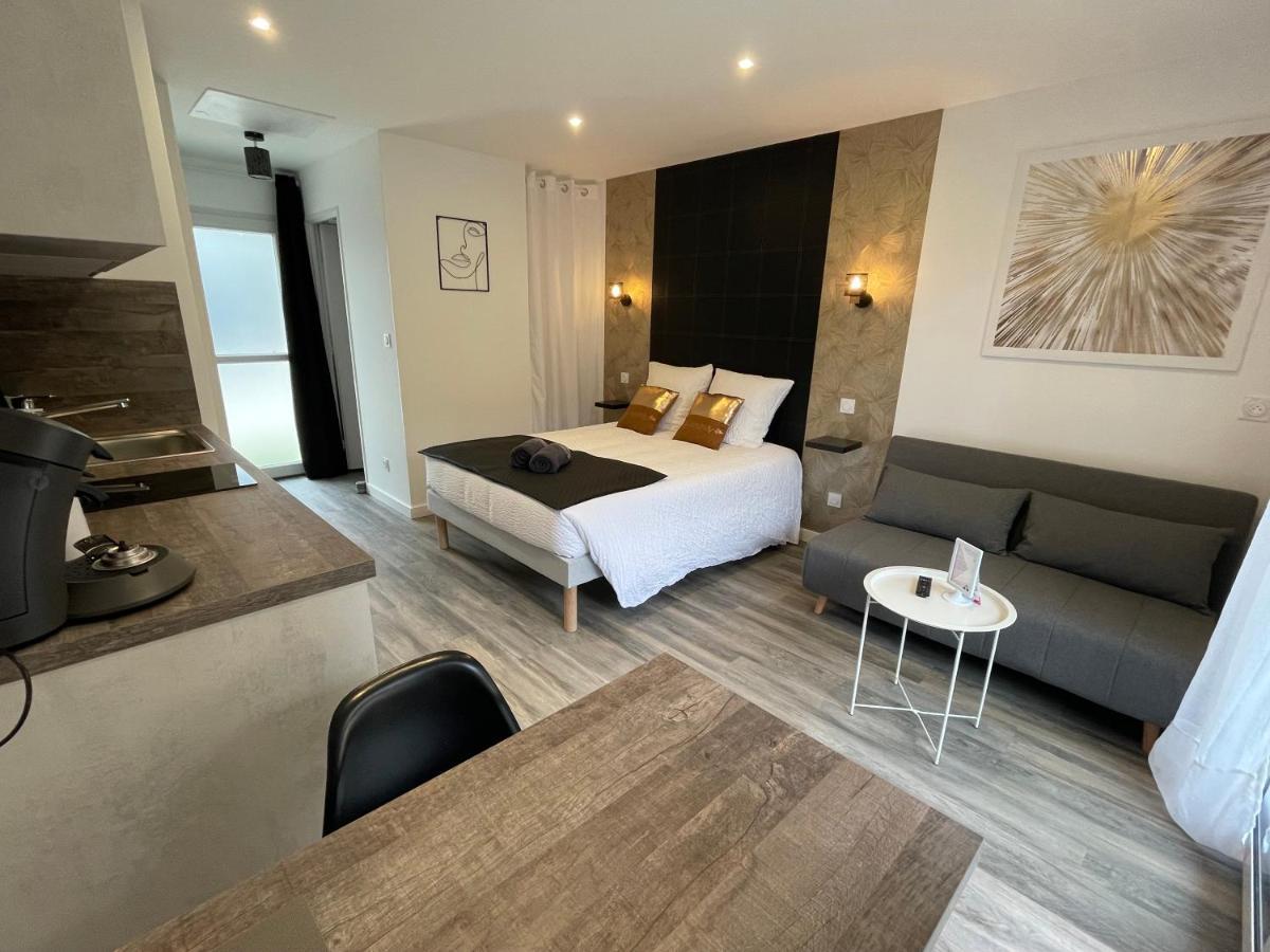 Jardin Prive 2 Bed & Breakfast La Ravoire Exterior photo
